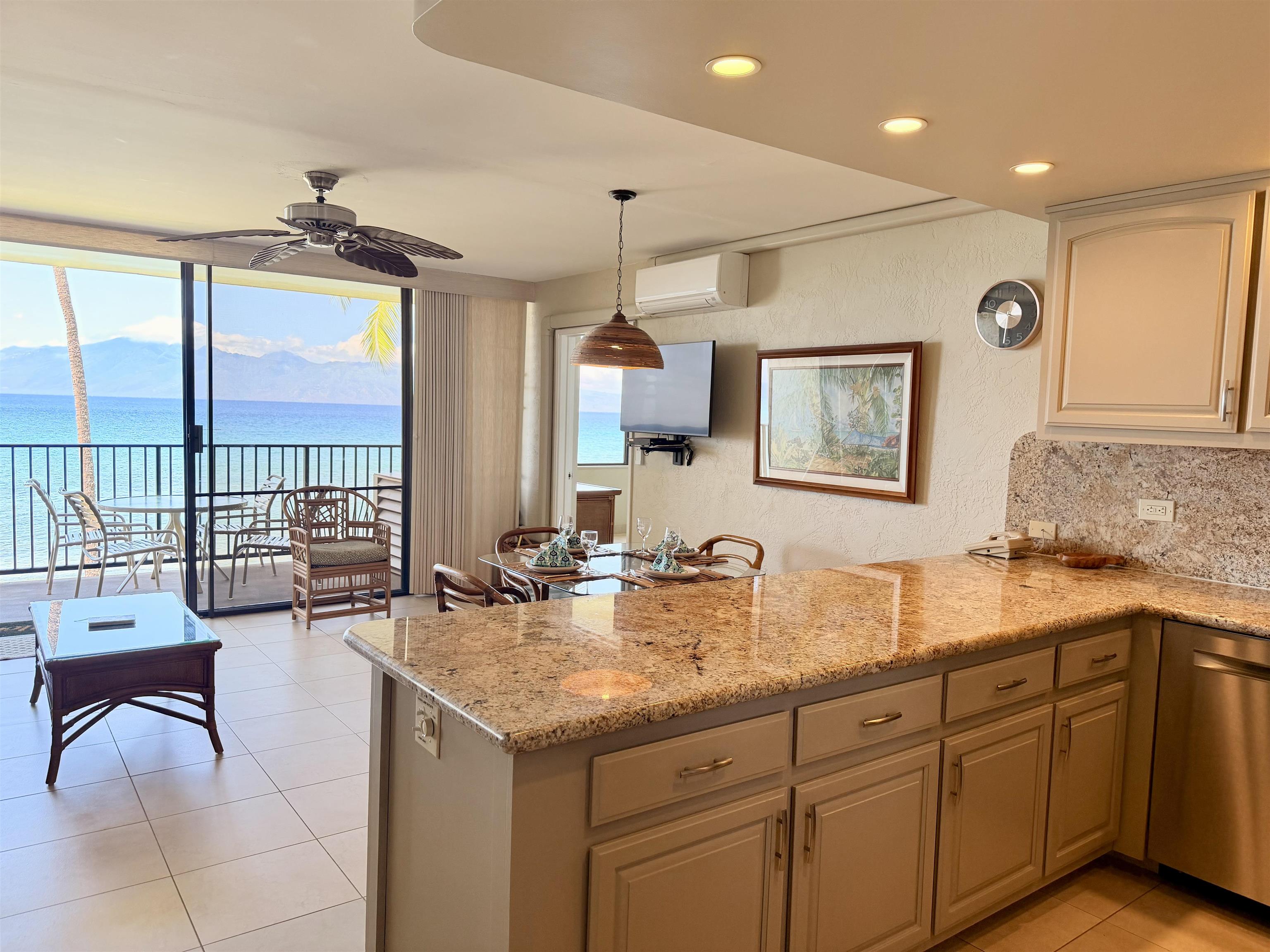 3543 Lower Honoapiilani Rd L-302