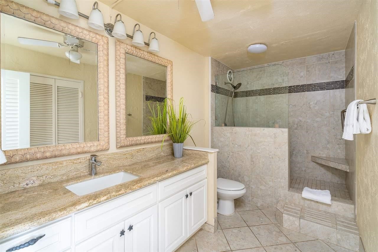 1403 Front St 404