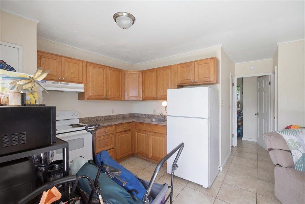349 N Market St A1