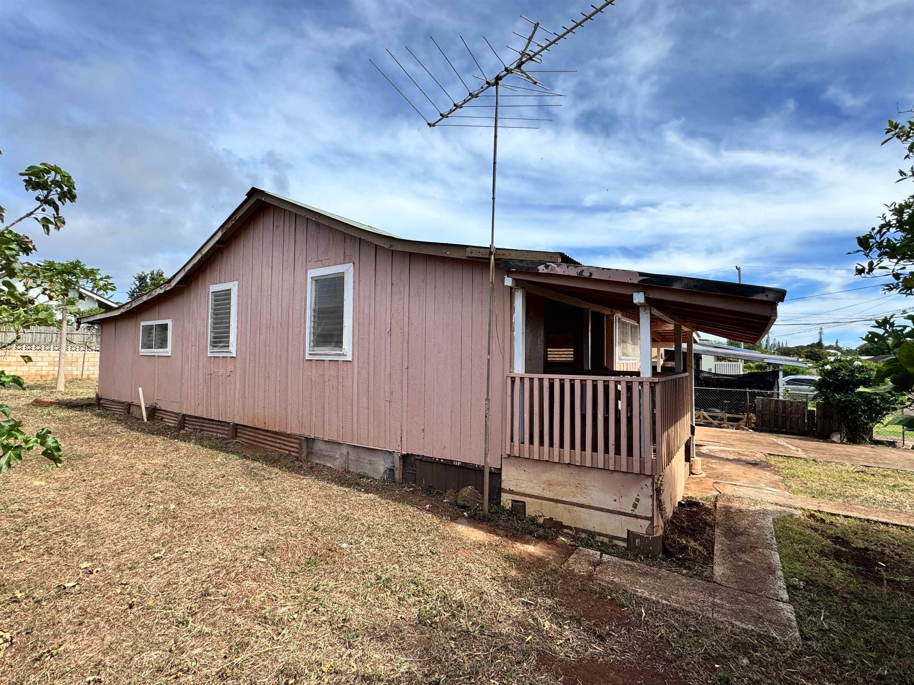 1810 Epane St 50