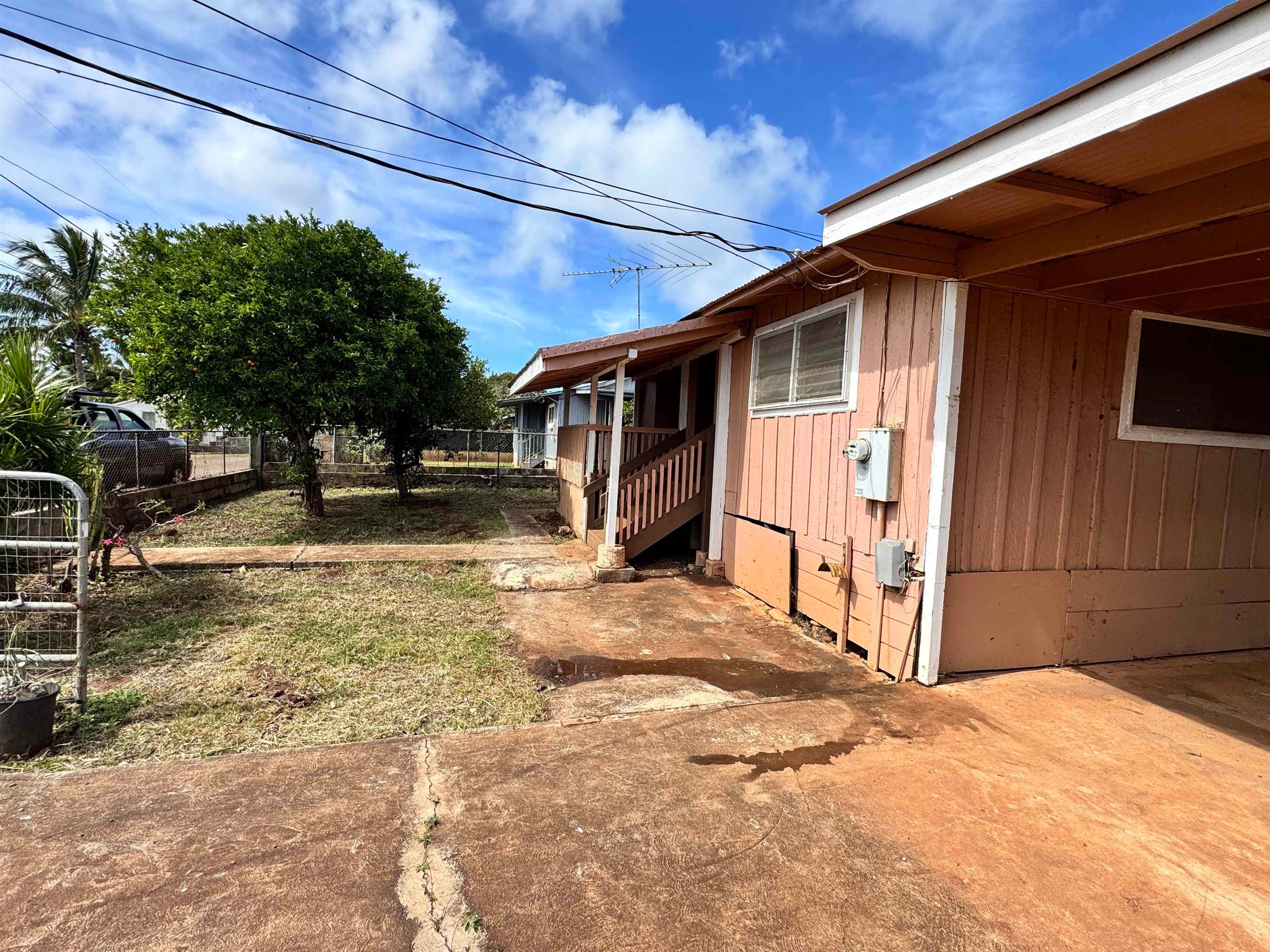 1810 Epane St 50