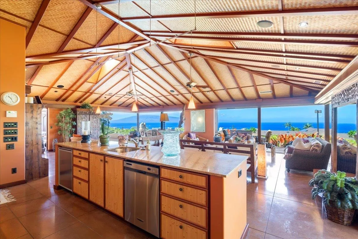 Lahaina, Hawaii 96761, United States, 4 Bedrooms Bedrooms, ,5 BathroomsBathrooms,Residential,Active,100083