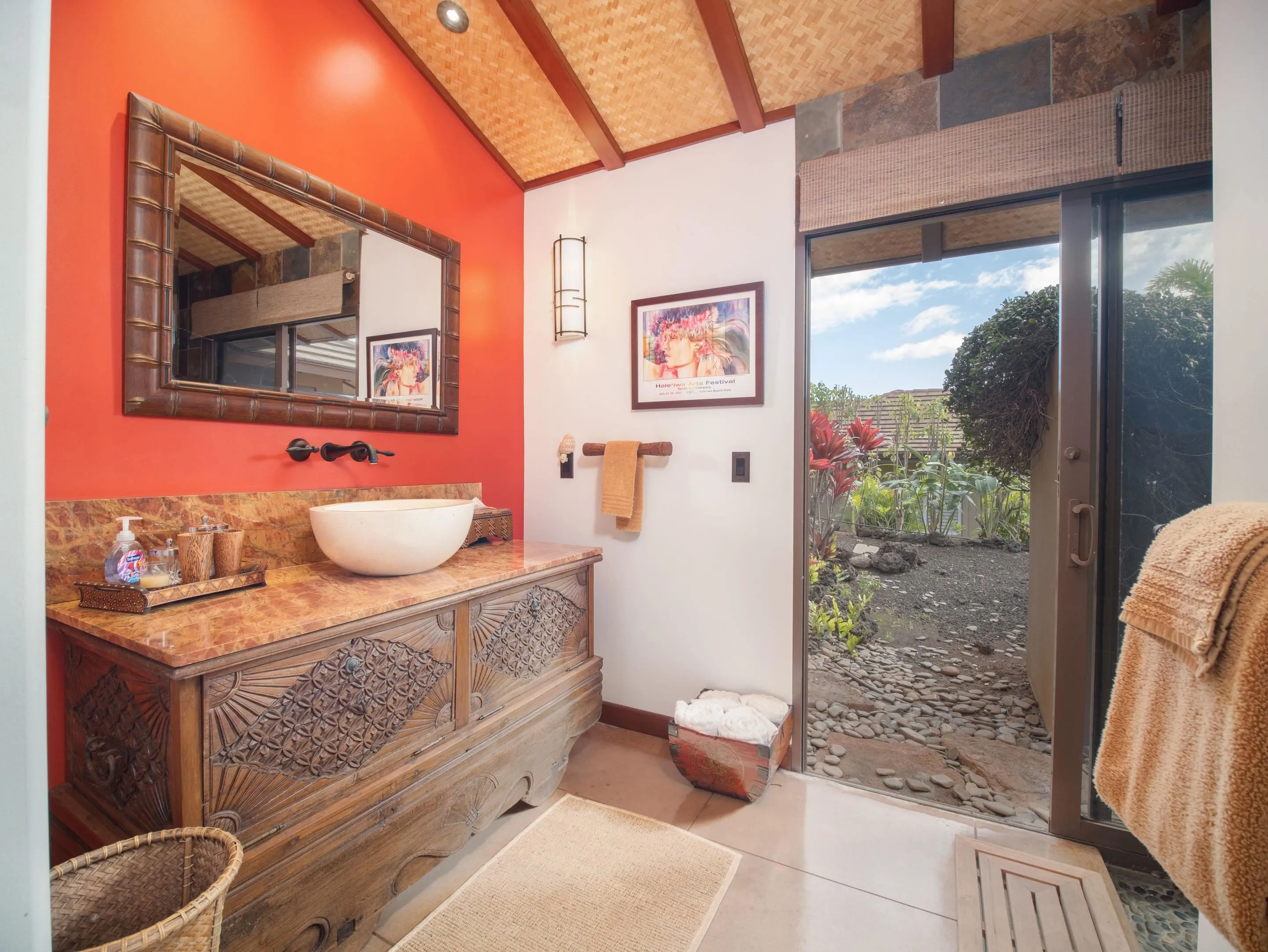 Lahaina, Hawaii 96761, United States, 4 Bedrooms Bedrooms, ,5 BathroomsBathrooms,Residential,Active,100083