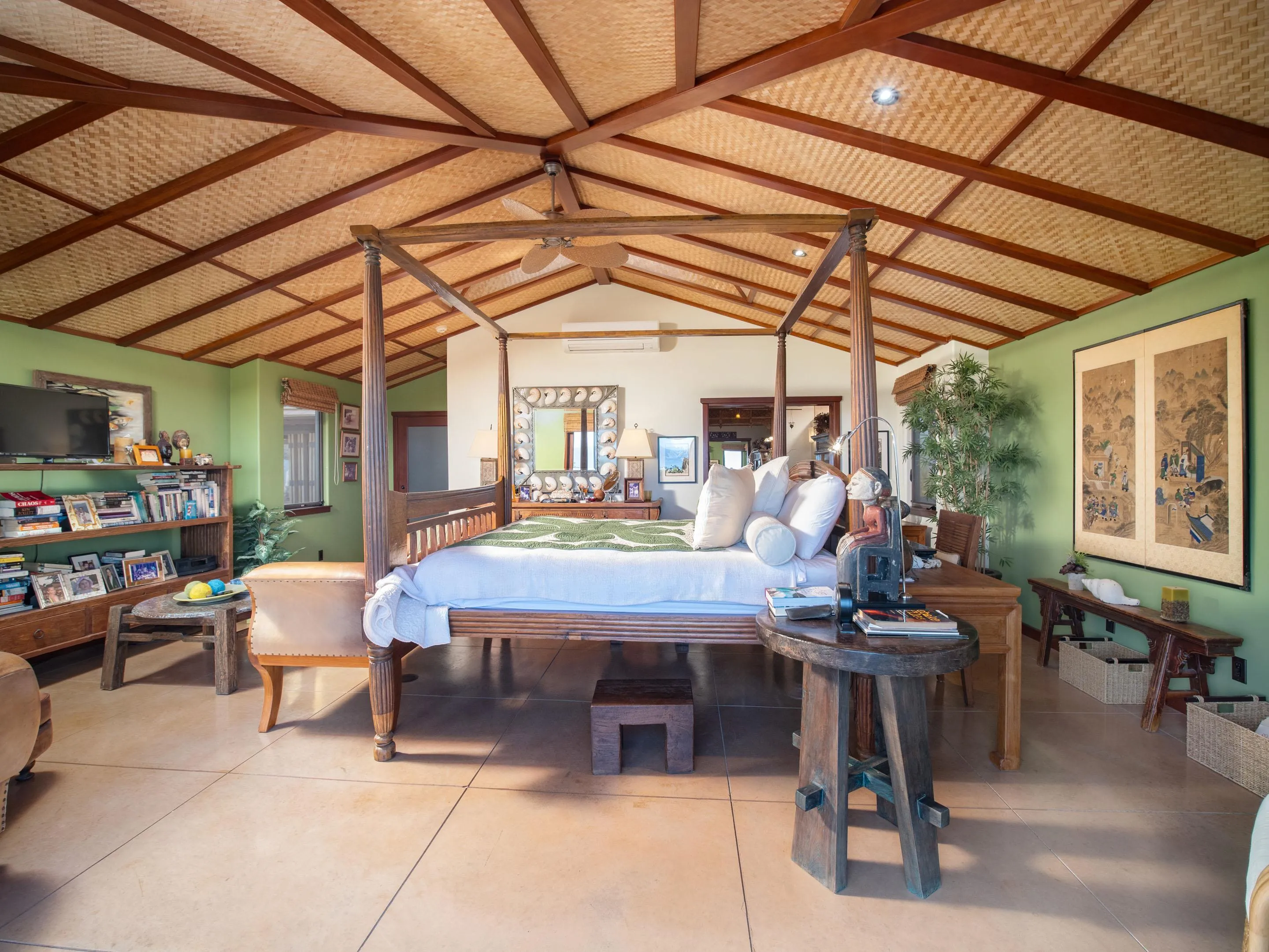 Lahaina, Hawaii 96761, United States, 4 Bedrooms Bedrooms, ,5 BathroomsBathrooms,Residential,Active,100083