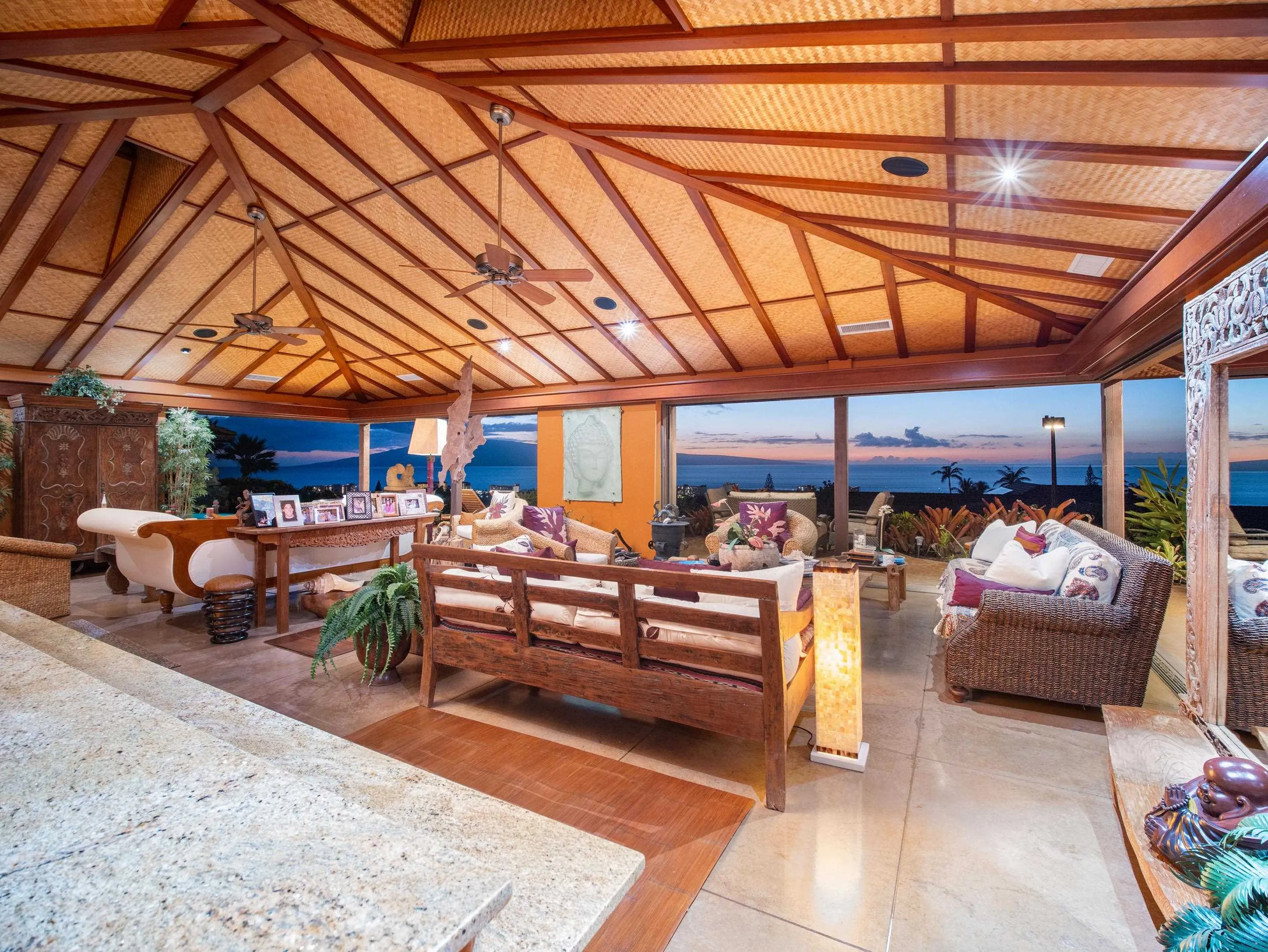 Lahaina, Hawaii 96761, United States, 4 Bedrooms Bedrooms, ,5 BathroomsBathrooms,Residential,Active,100083