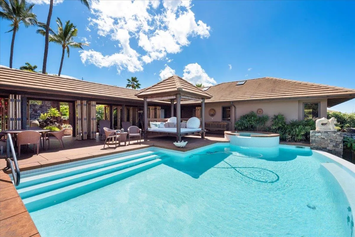 Lahaina, Hawaii 96761, United States, 4 Bedrooms Bedrooms, ,5 BathroomsBathrooms,Residential,Active,100083
