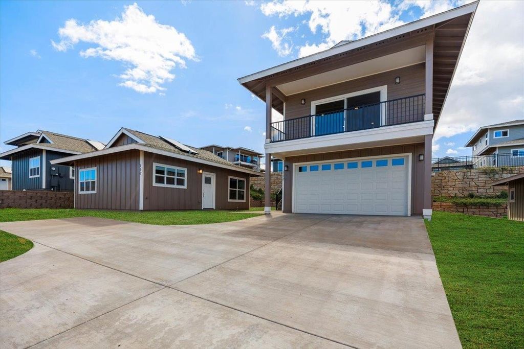 Photo of 164 Oliona St, Makawao, HI 96768 (MLS # 406968)