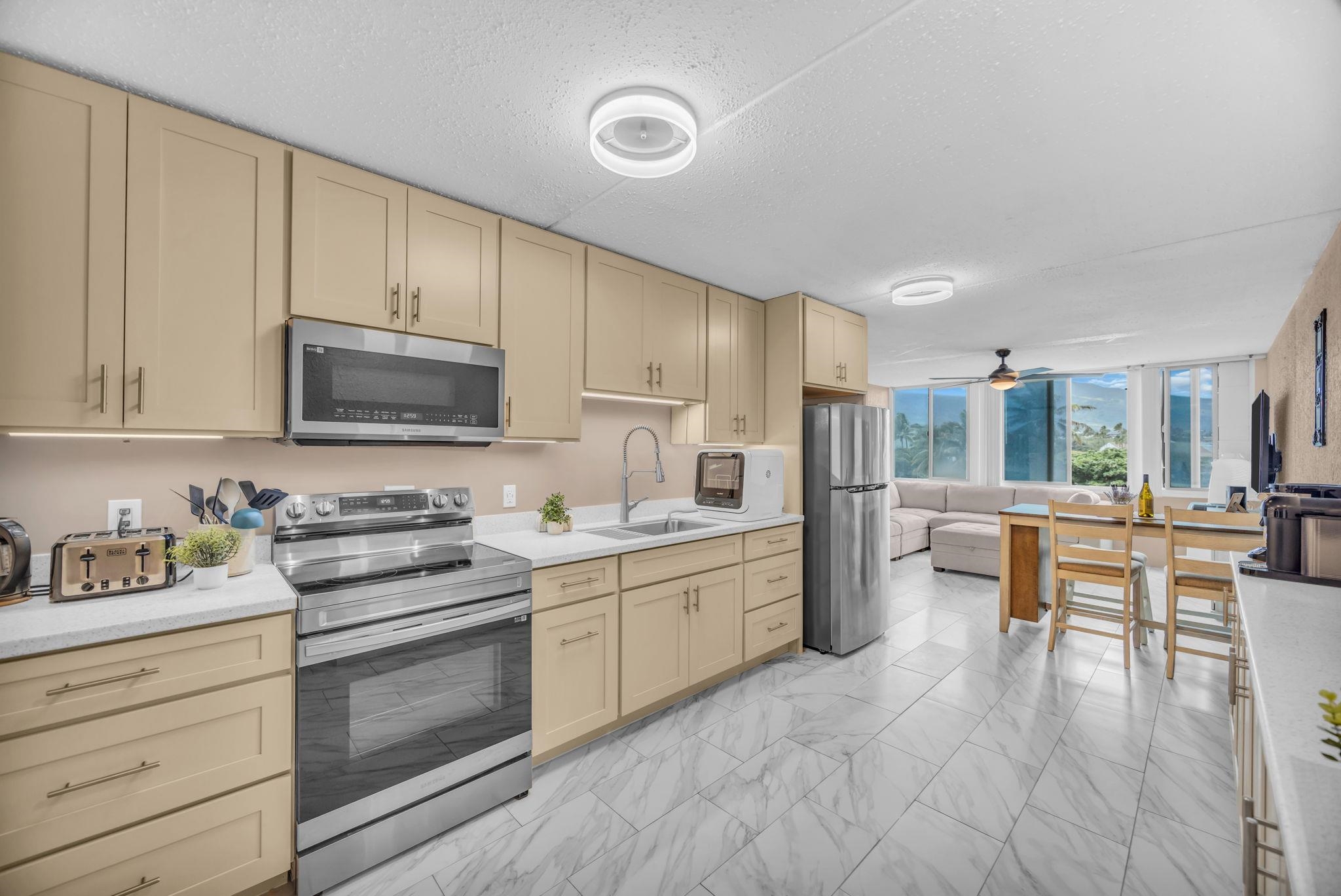 111 Kahului Beach Rd D-402