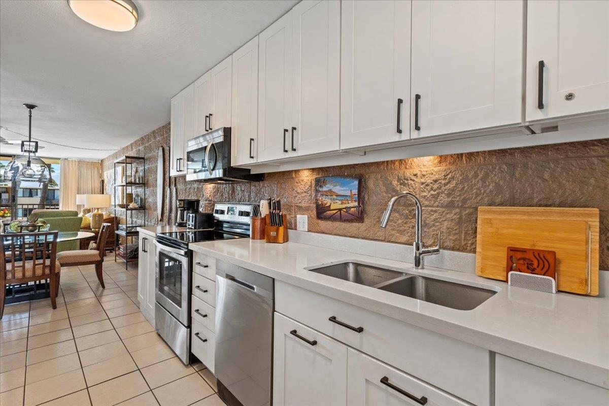 250 Hauoli St 407