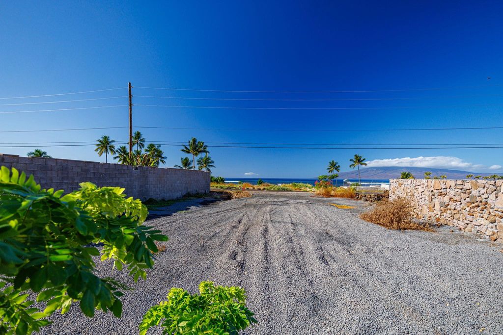 Photo of 340 Front St, Lahaina, HI 96761 (MLS # 407750)