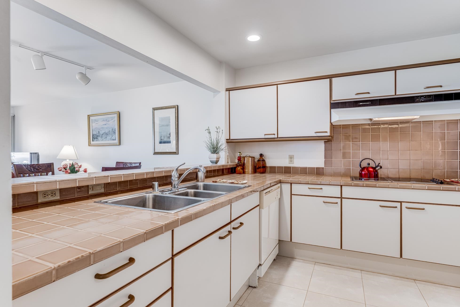 50 Puu Anoano St 903