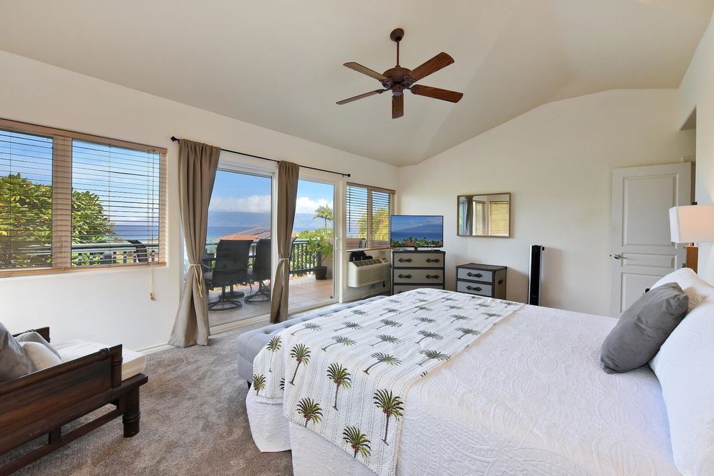 Photo of 14 Fern Pl, Lahaina, HI 96761 (MLS # 407695)