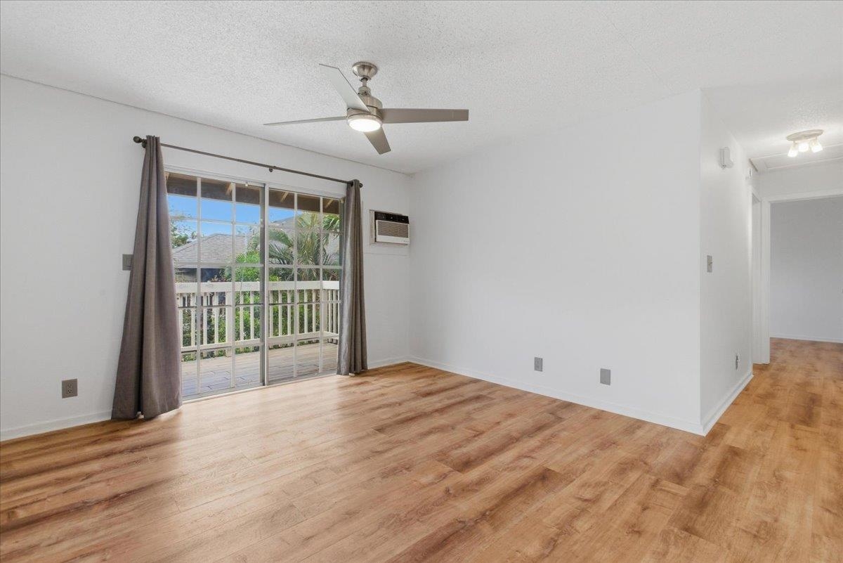 140 Uwapo Rd 30-201