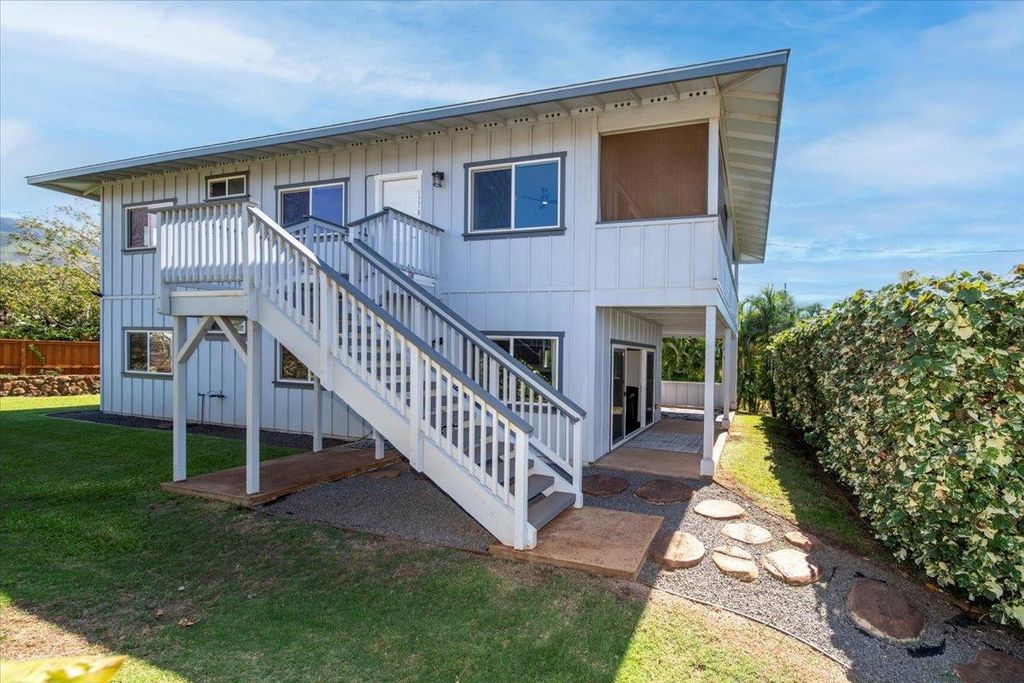 Photo of 127 Wahikuli Rd, Lahaina, HI 96761 (MLS # 407734)