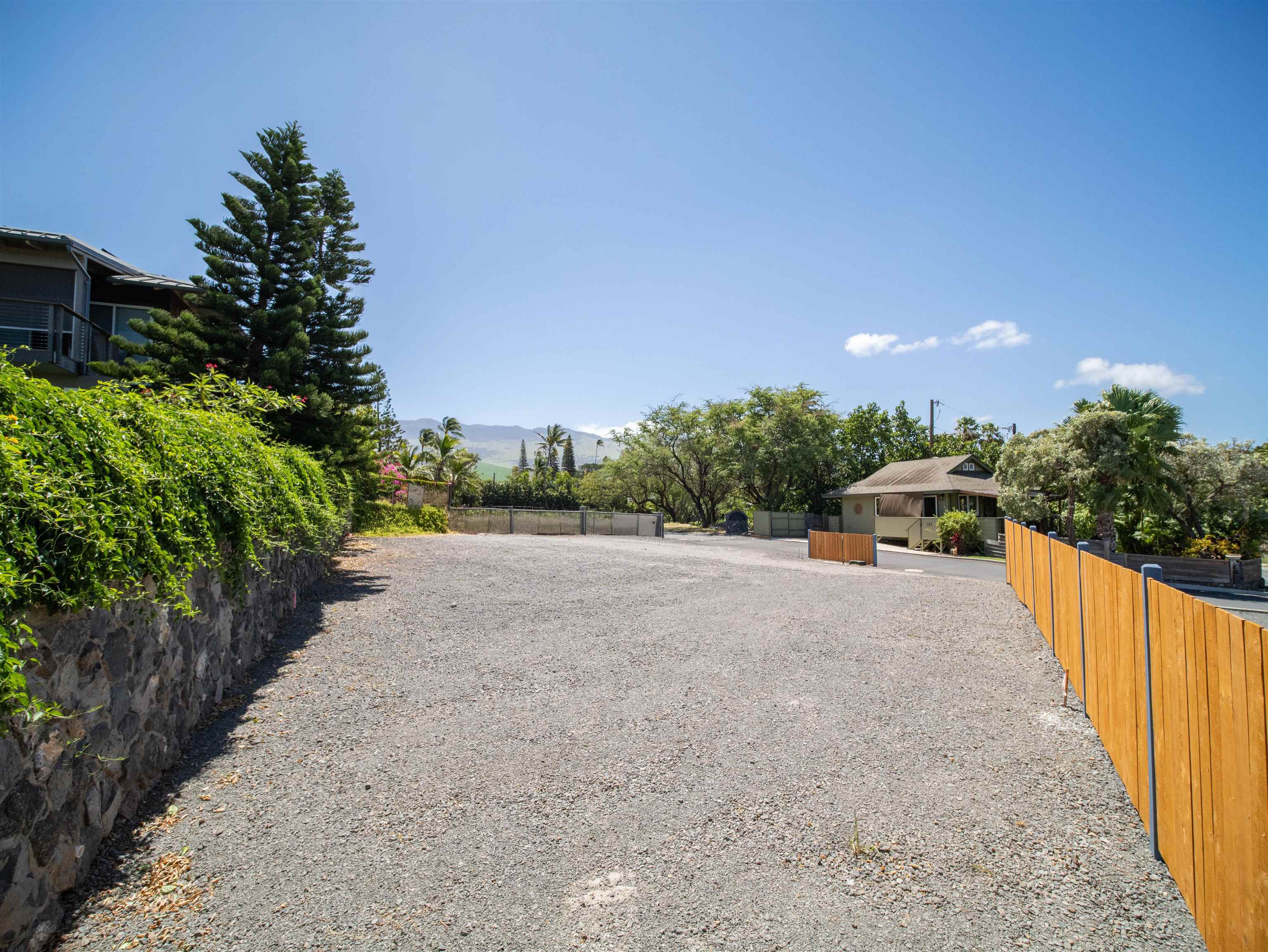 163 Auhana Rd A