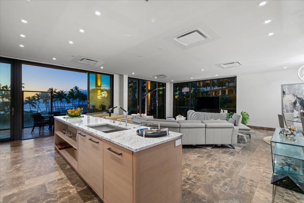 3550 Wailea Alanui Dr F2/801