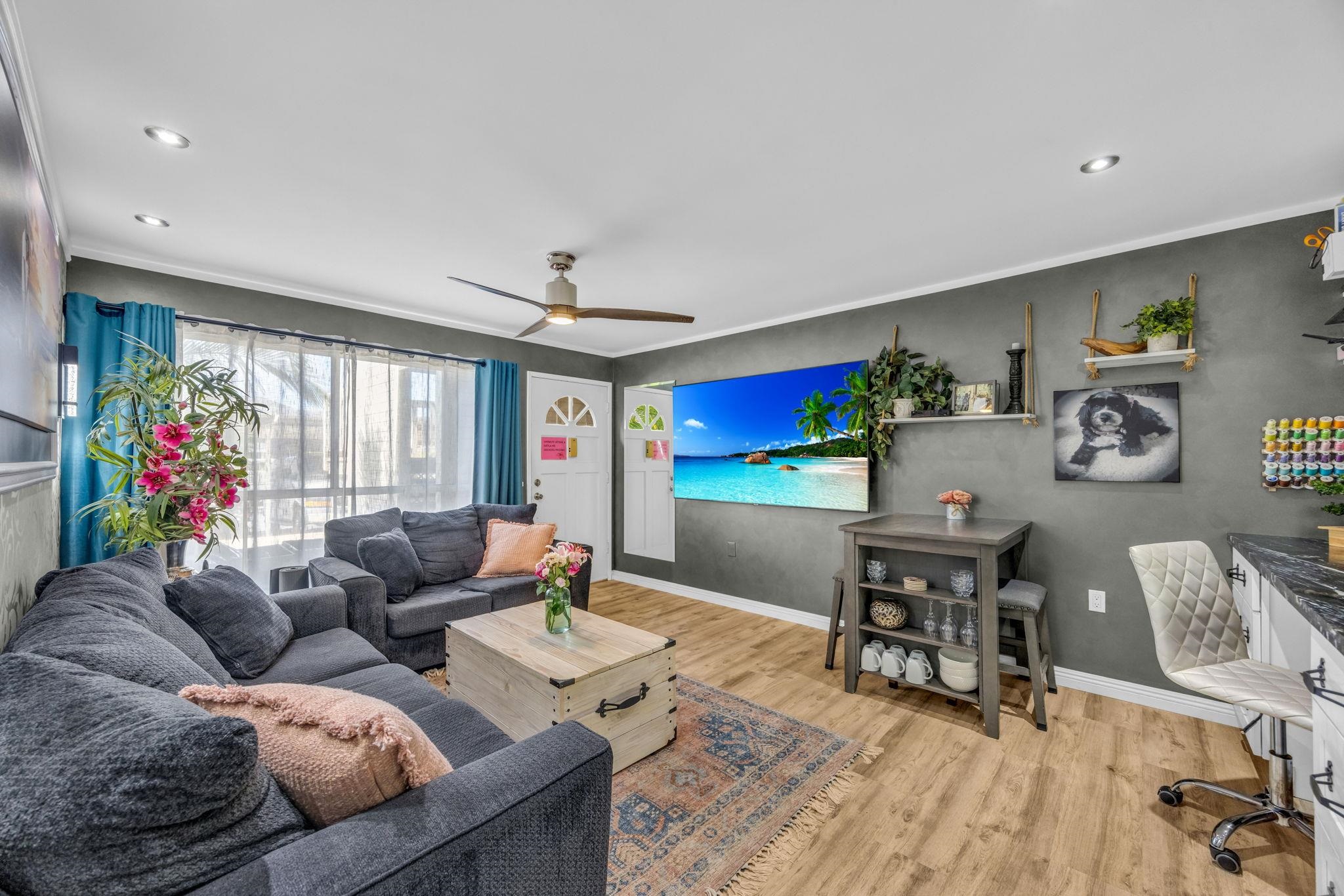 160 Keonekai Rd 13-102