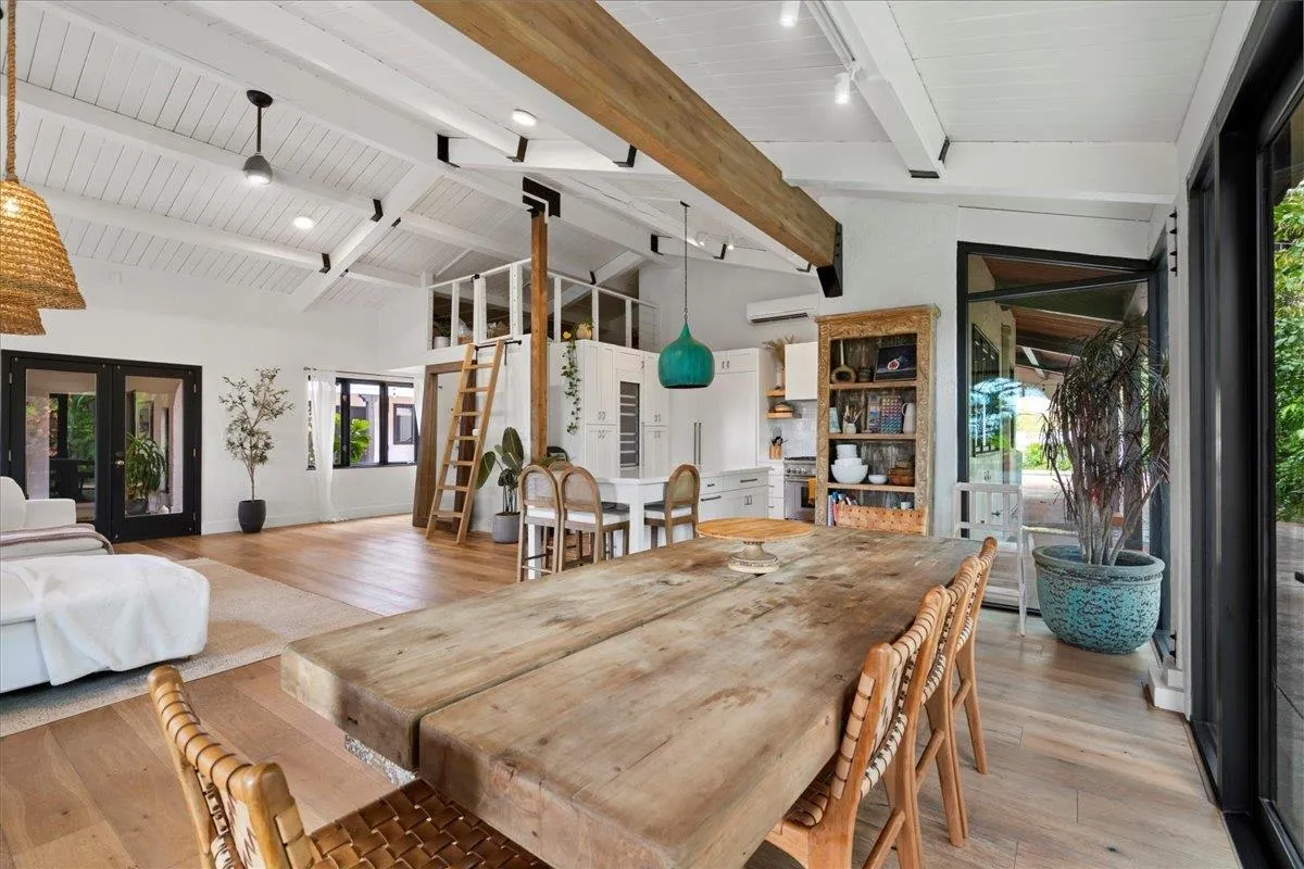 Kihei, Hawaii 96753, United States, 3 Bedrooms Bedrooms, ,3 BathroomsBathrooms,Residential,Active,27575