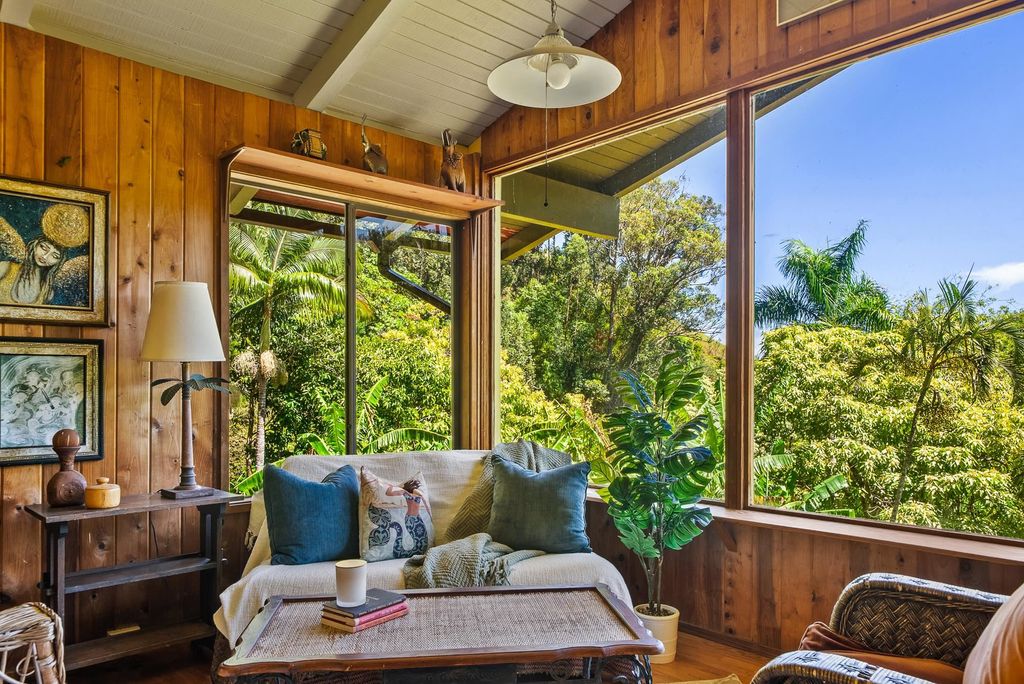 Photo of 106 Hikiau Rd, Haiku, HI 96708 (MLS # 406950)