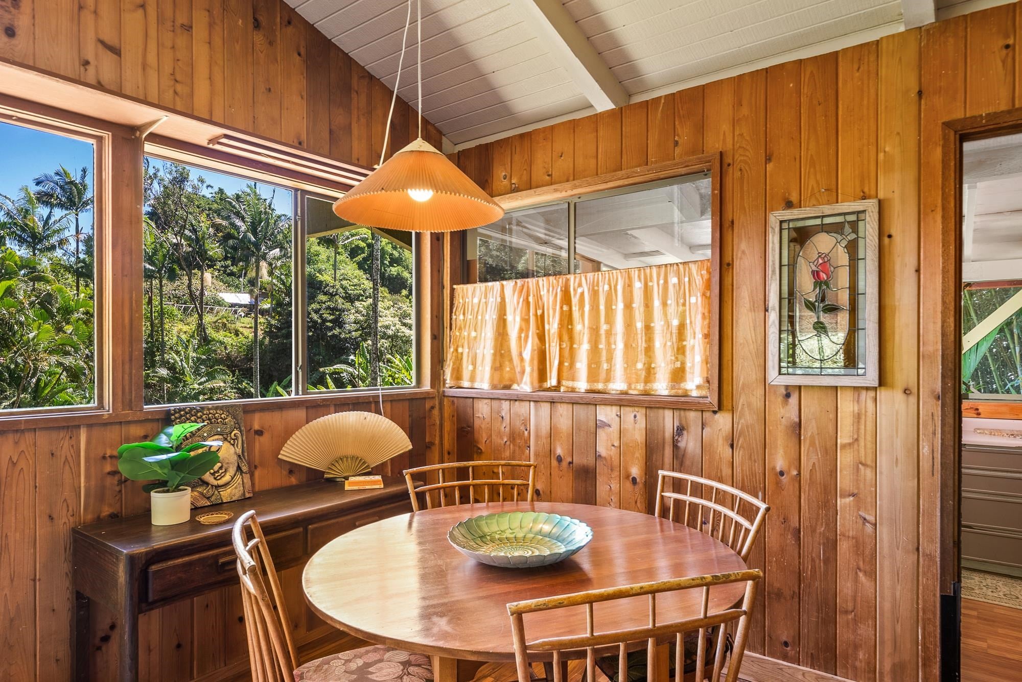 106 Hikiau Rd