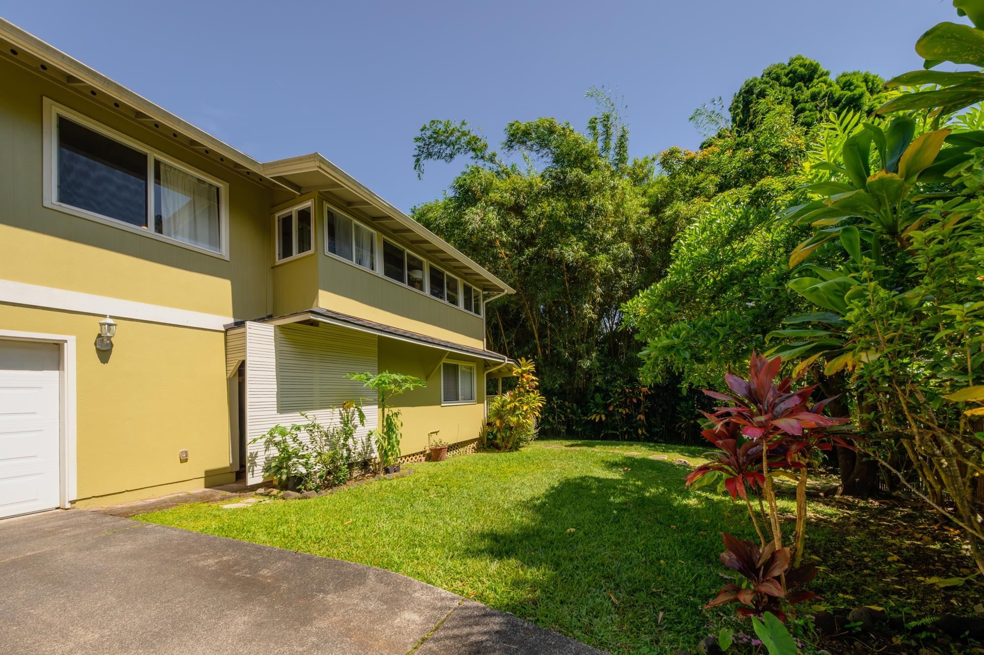 590 Kaiapa Pl