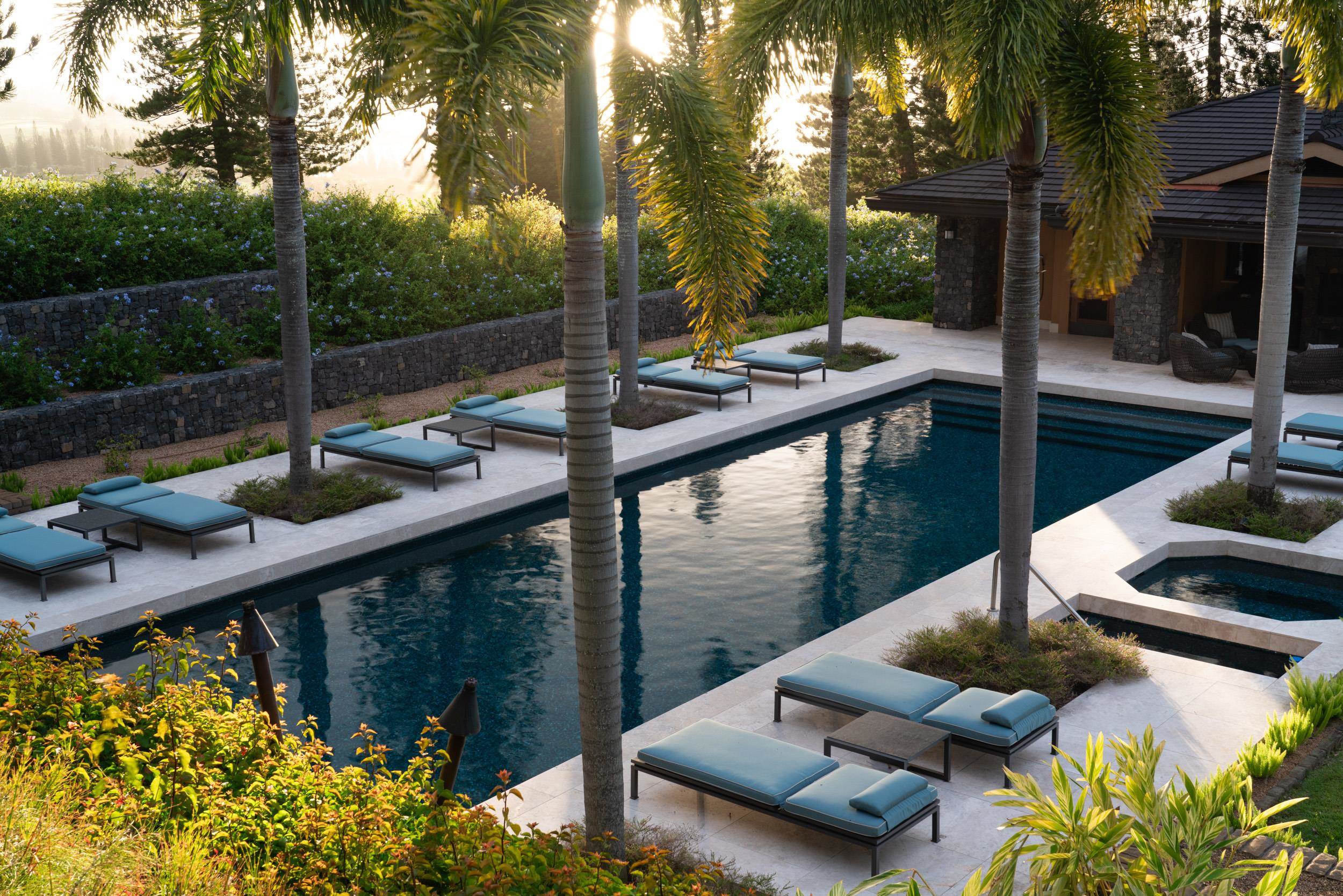 215 Plantation Club Dr
