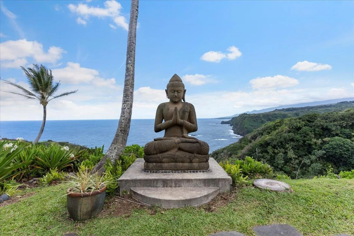 Haiku, Hawaii 96708, United States, 5 Bedrooms Bedrooms, ,4 BathroomsBathrooms,Residential,Active,171901