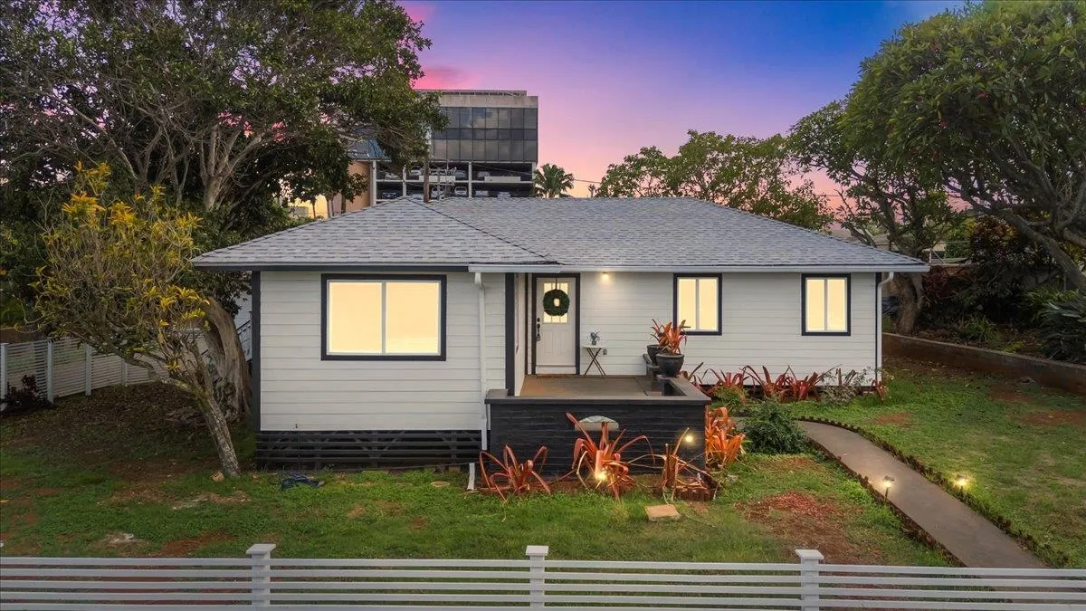 Wailuku, Hawaii 96793, United States, 3 Bedrooms Bedrooms, ,1 BathroomBathrooms,Residential,Active,251532