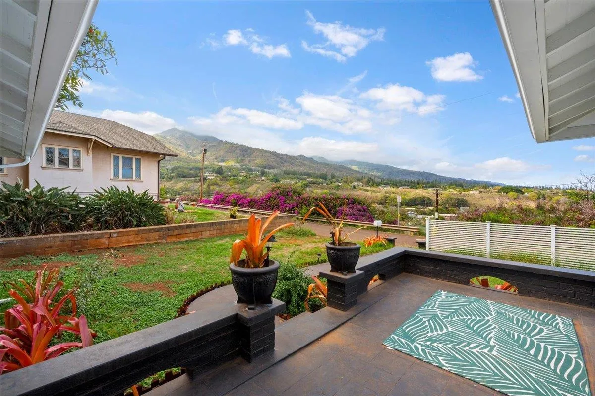 Wailuku, Hawaii 96793, United States, 3 Bedrooms Bedrooms, ,1 BathroomBathrooms,Residential,Active,251532