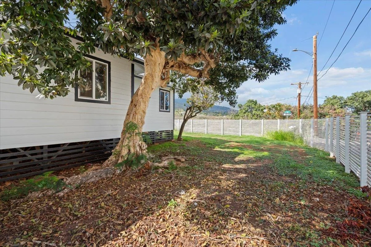 Wailuku, Hawaii 96793, United States, 3 Bedrooms Bedrooms, ,1 BathroomBathrooms,Residential,Active,251532