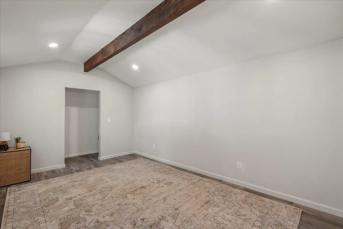 Wailuku, Hawaii 96793, United States, 3 Bedrooms Bedrooms, ,1 BathroomBathrooms,Residential,Active,251532