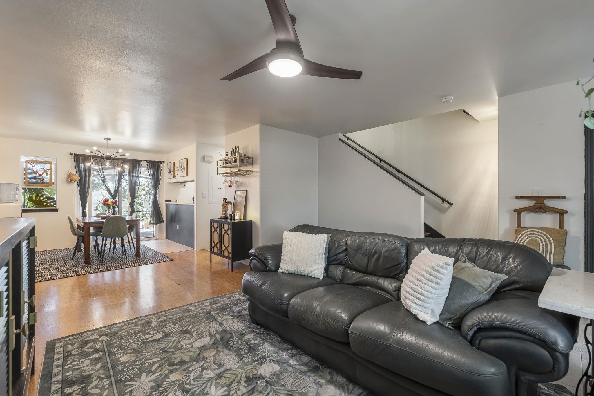 631 Meakanu Ln 102