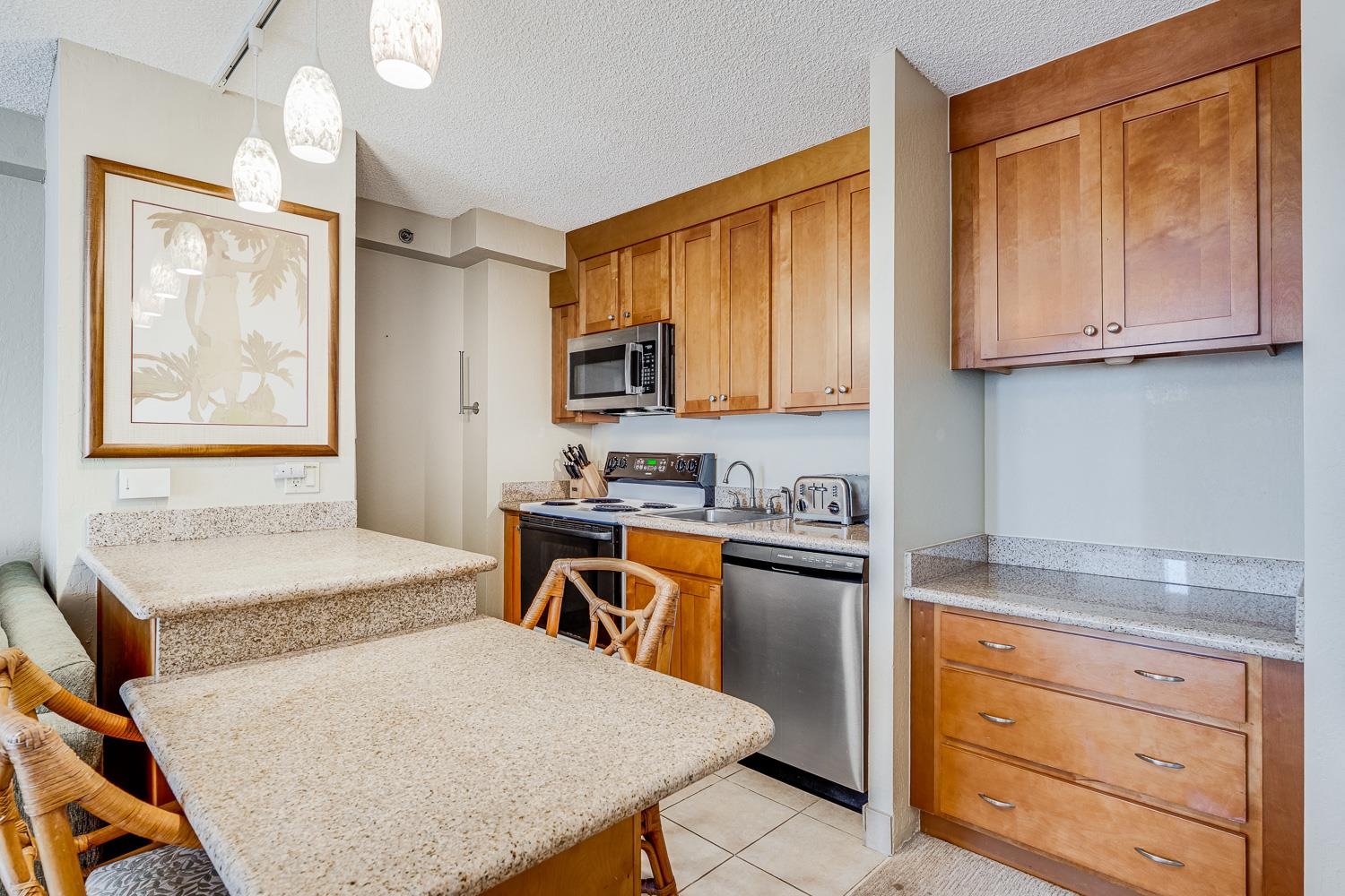 3445 Lower Honoapiilani Rd 836