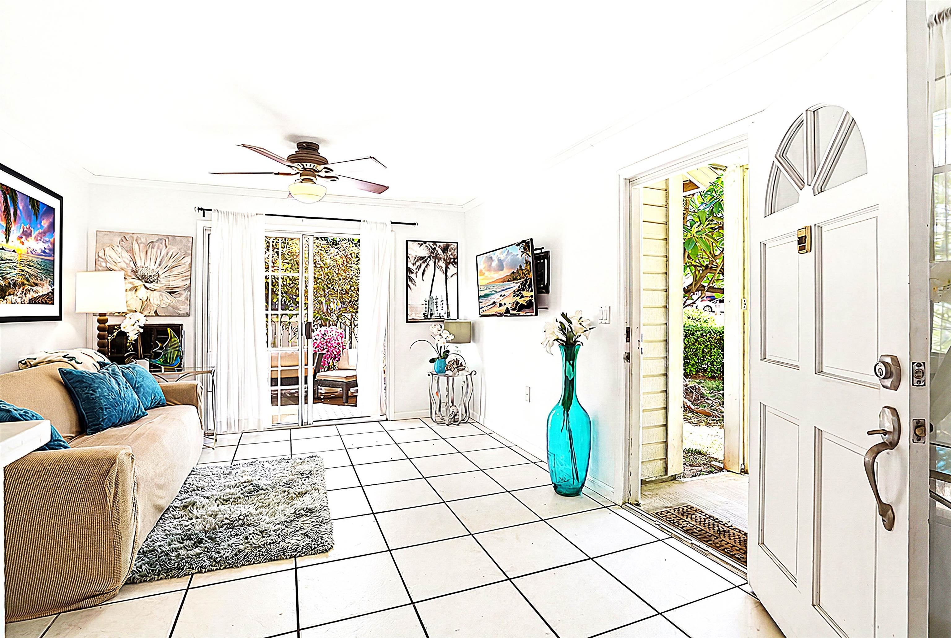 160 Keonekai Rd 1-103