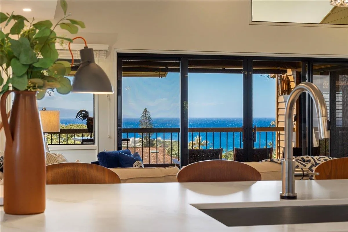 Lahaina, Hawaii 96761, United States, 3 Bedrooms Bedrooms, ,2 BathroomsBathrooms,Residential,Pending,85388