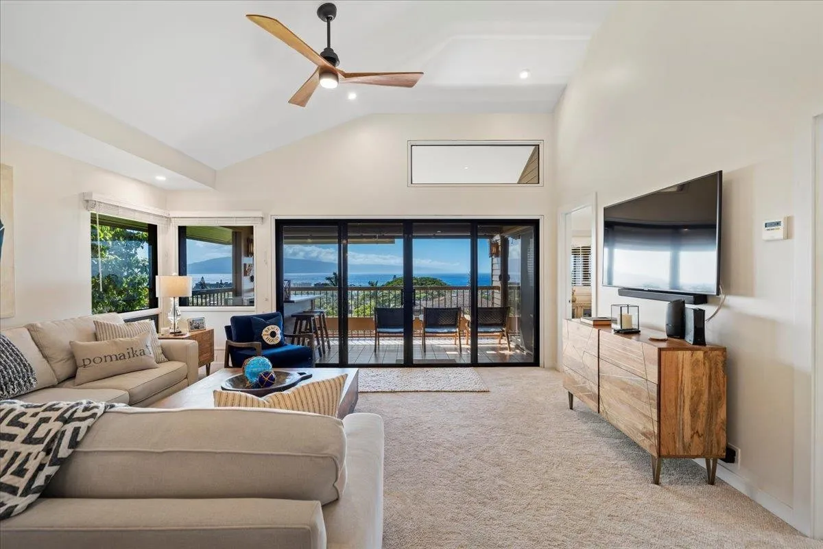 Lahaina, Hawaii 96761, United States, 3 Bedrooms Bedrooms, ,2 BathroomsBathrooms,Residential,Pending,85388