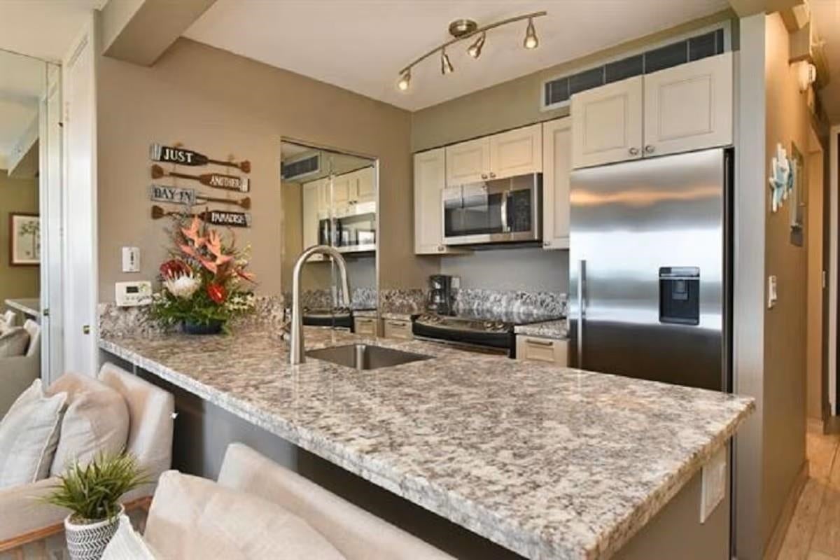 110 Kaanapali Shores Pl 102