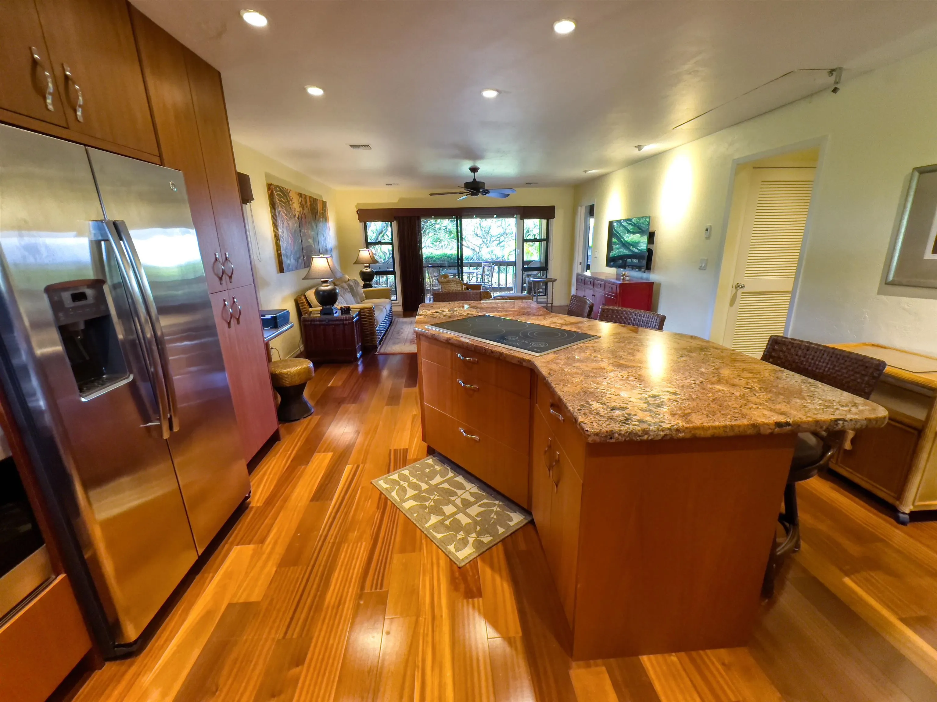 Lahaina, Hawaii 96761, United States, 2 Bedrooms Bedrooms, ,2 BathroomsBathrooms,Residential,Active,142294