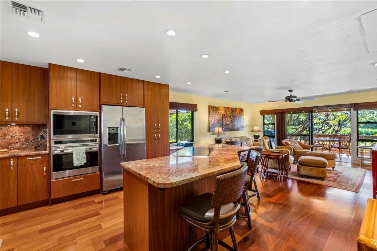 Lahaina, Hawaii 96761, United States, 2 Bedrooms Bedrooms, ,2 BathroomsBathrooms,Residential,Active,142294