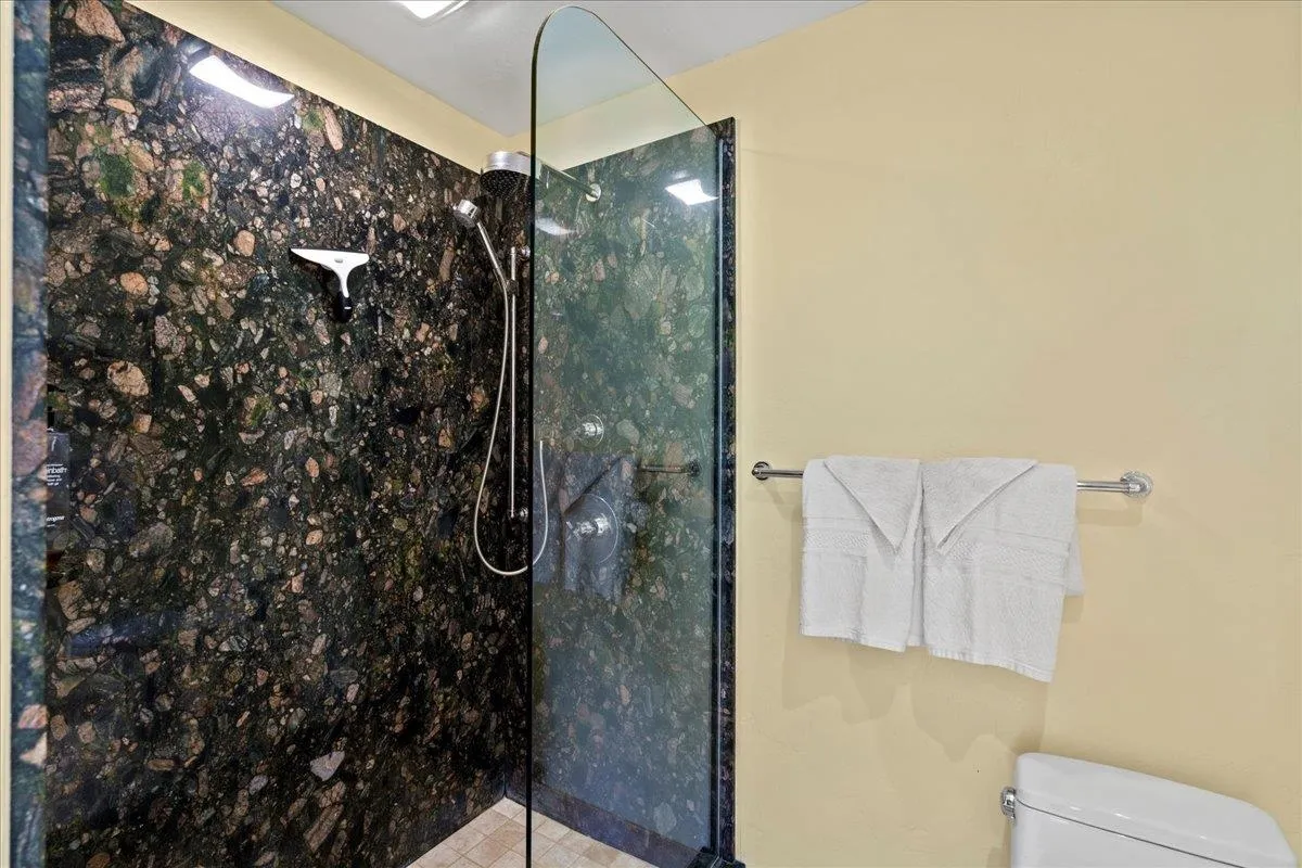 Lahaina, Hawaii 96761, United States, 2 Bedrooms Bedrooms, ,2 BathroomsBathrooms,Residential,Active,142294