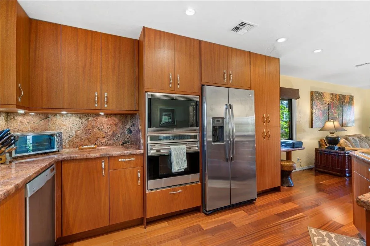 Lahaina, Hawaii 96761, United States, 2 Bedrooms Bedrooms, ,2 BathroomsBathrooms,Residential,Active,142294