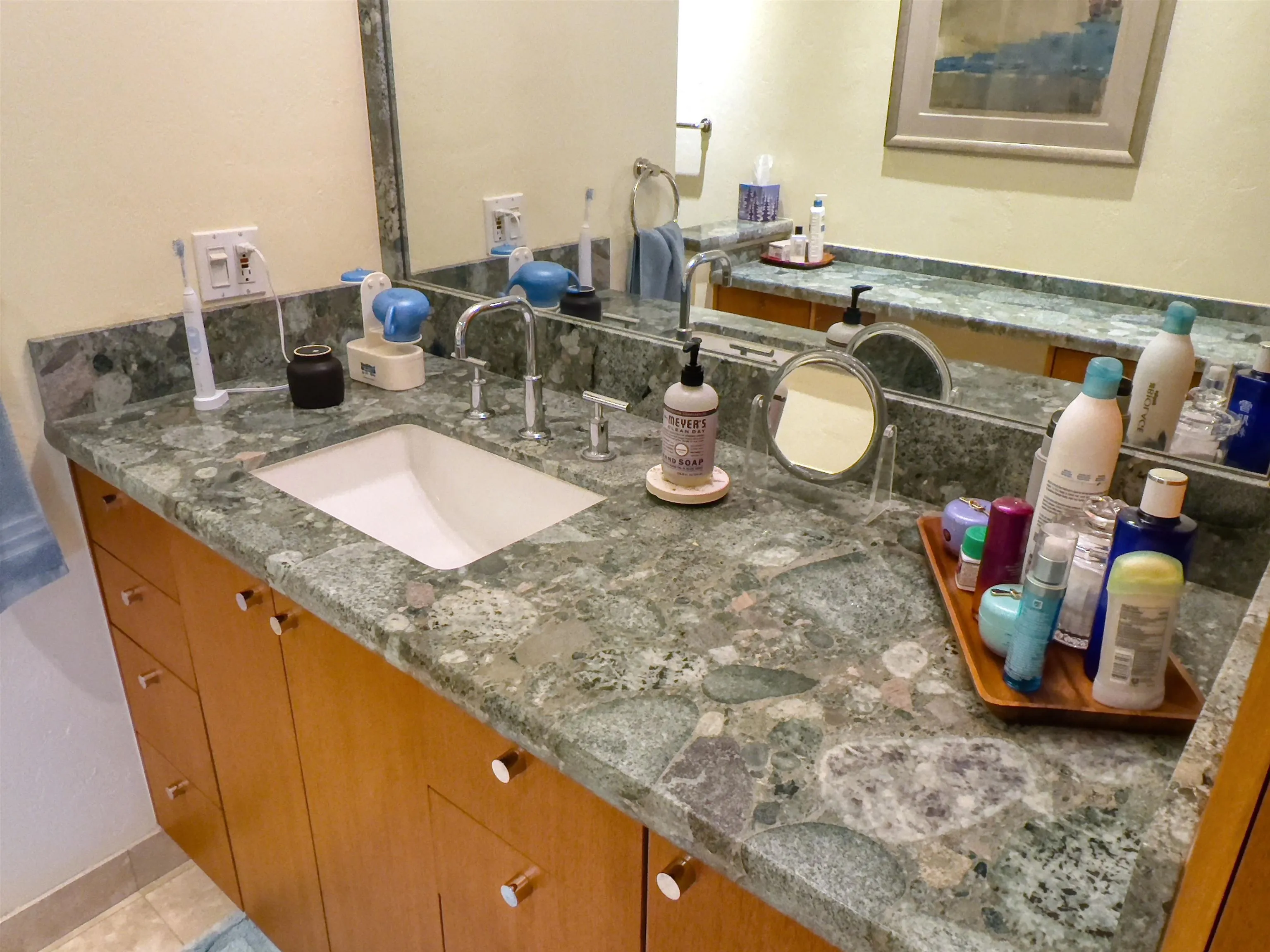 Lahaina, Hawaii 96761, United States, 2 Bedrooms Bedrooms, ,2 BathroomsBathrooms,Residential,Active,142294