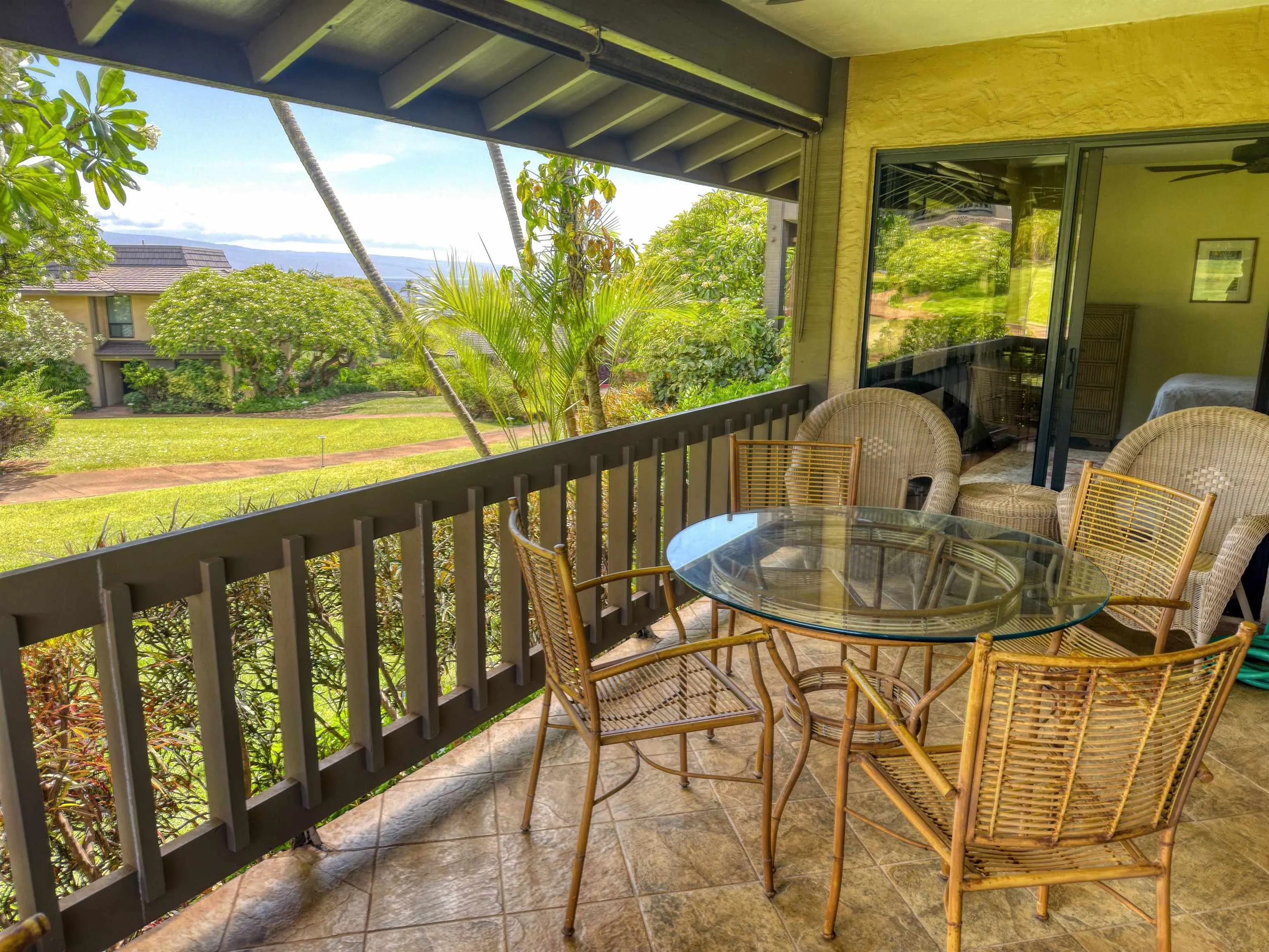 Lahaina, Hawaii 96761, United States, 2 Bedrooms Bedrooms, ,2 BathroomsBathrooms,Residential,Active,142294