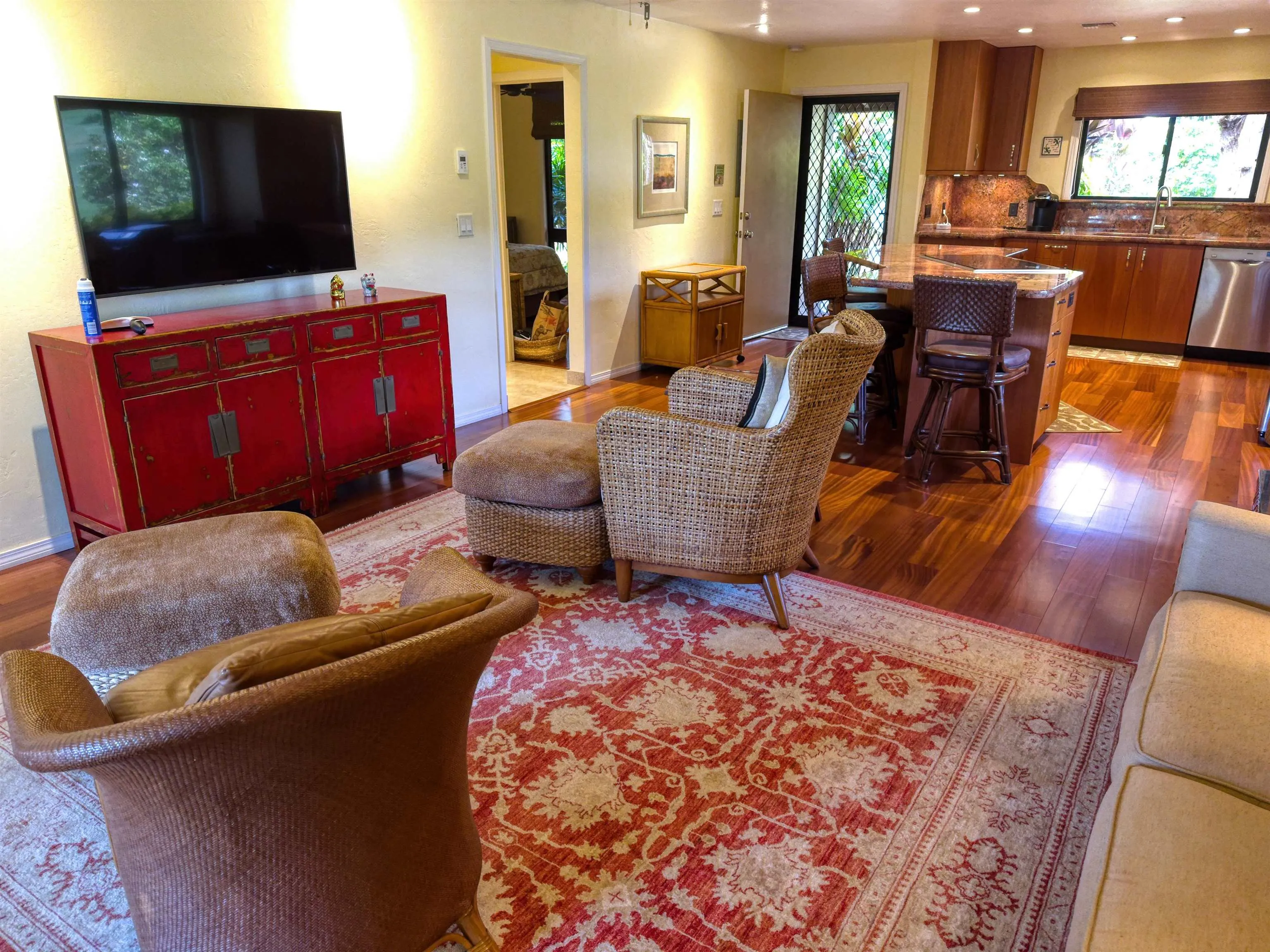 Lahaina, Hawaii 96761, United States, 2 Bedrooms Bedrooms, ,2 BathroomsBathrooms,Residential,Active,142294