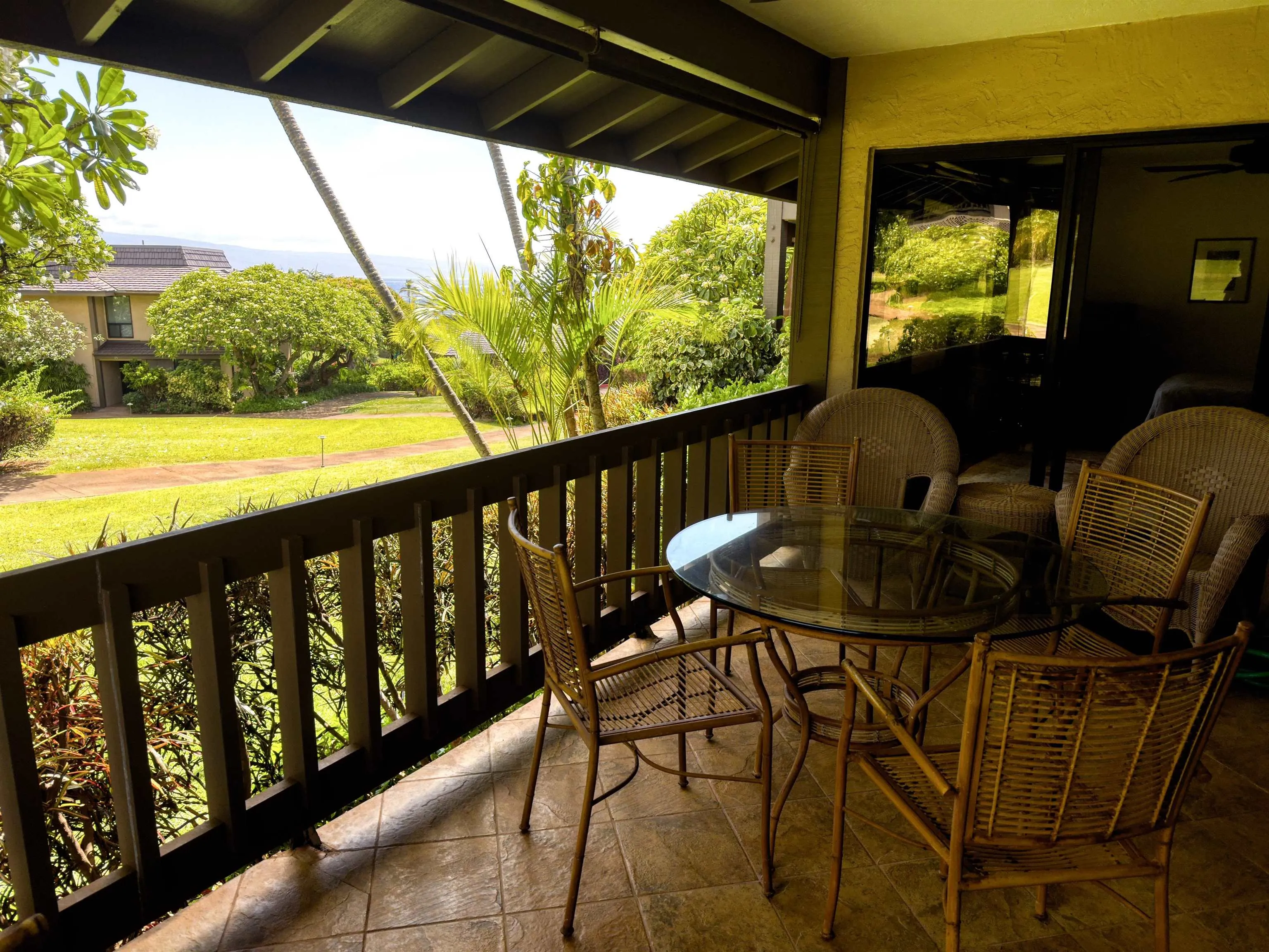 Lahaina, Hawaii 96761, United States, 2 Bedrooms Bedrooms, ,2 BathroomsBathrooms,Residential,Active,142294