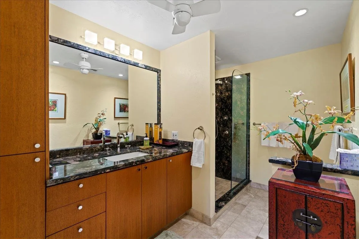Lahaina, Hawaii 96761, United States, 2 Bedrooms Bedrooms, ,2 BathroomsBathrooms,Residential,Active,142294
