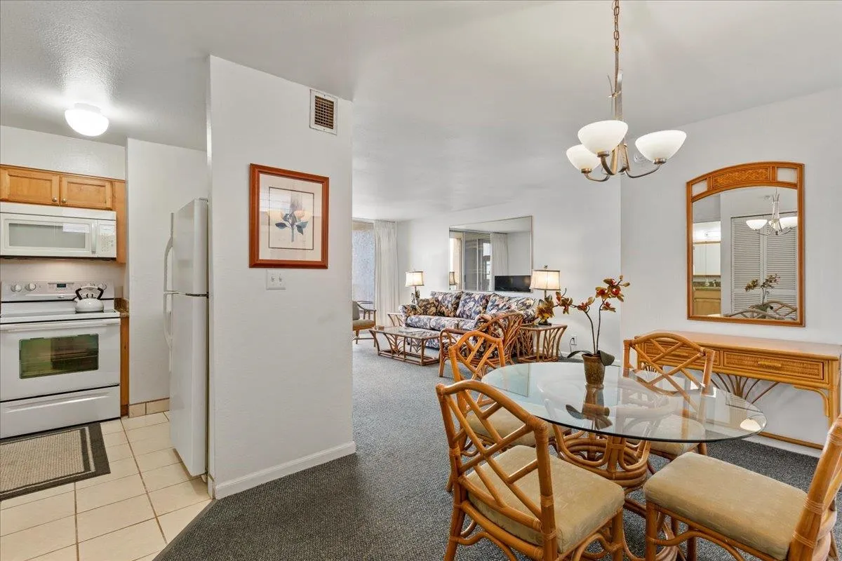 Lahaina, Hawaii 96761, United States, 1 Bedroom Bedrooms, ,1 BathroomBathrooms,Residential,Active,64067