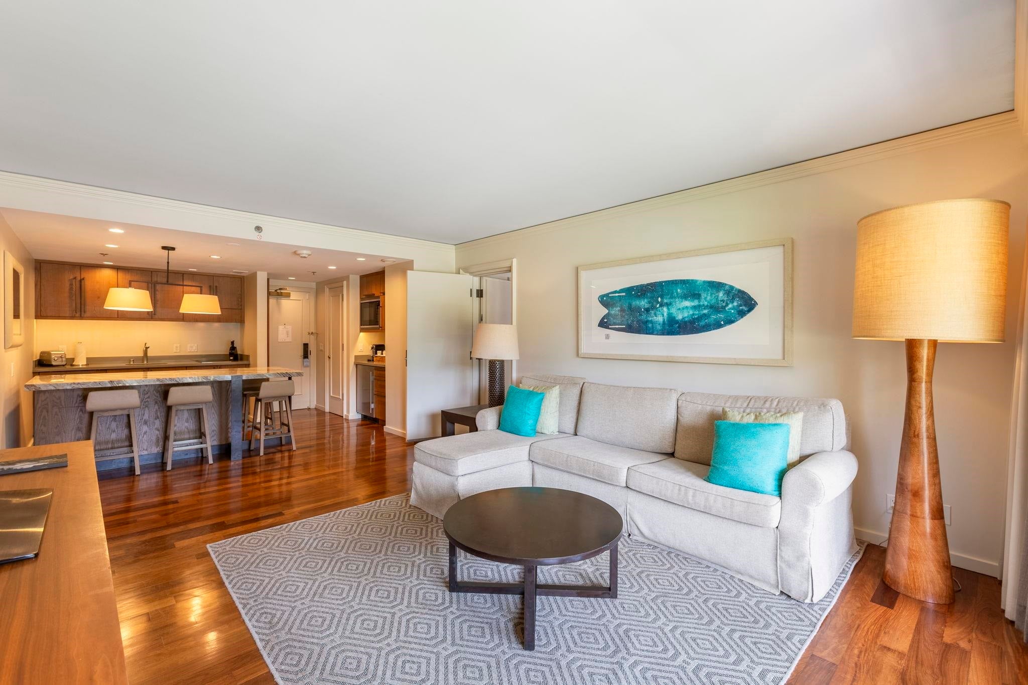 1 Ritz Carlton Dr 1221-23