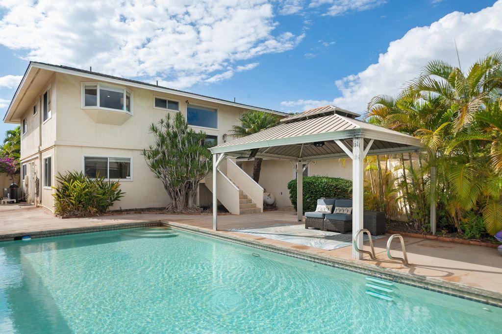 Photo of 2624 Moolio Pl, Kihei, HI 96753 (MLS # 407664)