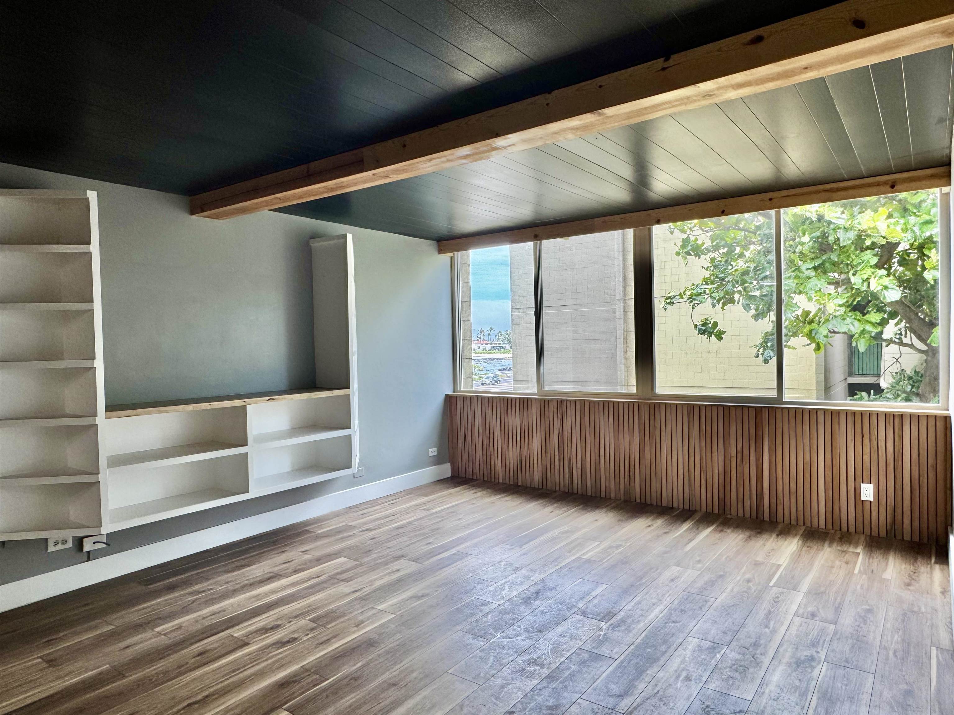 111 Kahului Beach Rd D321